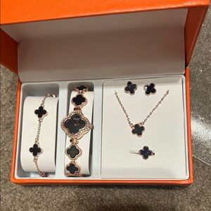 Van Cleef & Arpels Black and Rose Gold Alhambra Style Jewelry Set